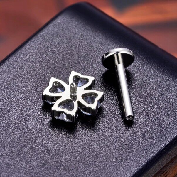 Tytanowy Kolczyk Labret PIERCING Cyrkonie KWIAT SERDUSZKA HELIX Lobe (6)
