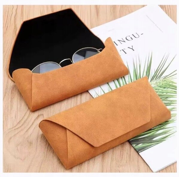 PUDEŁKO ETUI POKROWIEC NA OKULARY JASNY BRĄZ W STYLU VINTAGE (3)