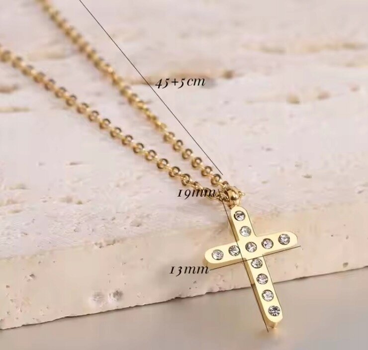 Naszyjnik Krzyż Krzyżyk Celebrytka Cyrkonie Stal Ch 316L PLATEROWANY 18K (5)