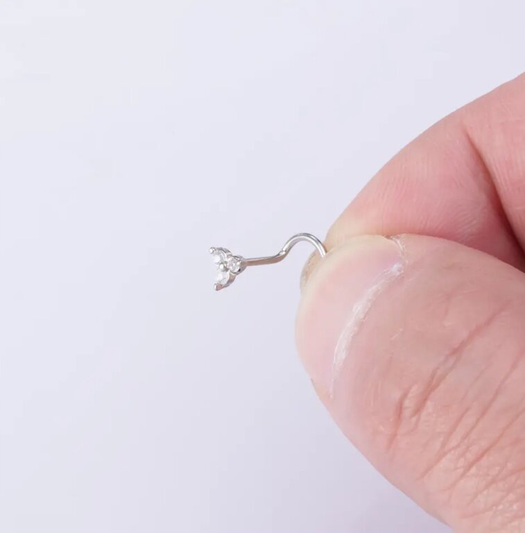 Kolczyk do nosa kwiatek cyrkonie piercing NOSTRIL (2)