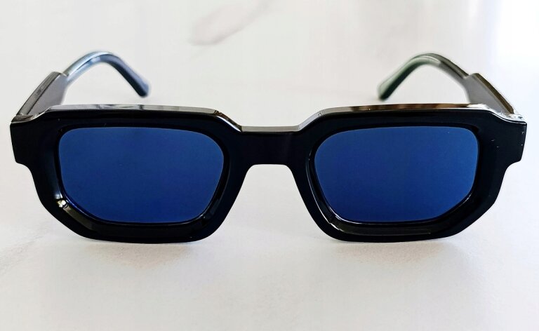 MODNE KWADRATOWE OKULARY PRZECIWSŁONECZNE DAMSKIE Z FILTREM UV400 (7)