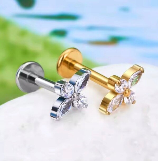 Tytanowy Kolczyk Labret PIERCING z Cyrkoniami Kwiatek HELIX Lobe (3)