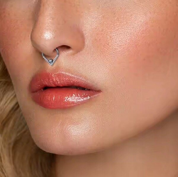 Tytanowy Kolczyk Clicker PIERCING Kółko z Cyrkoniami HELIX Lobe 1,2/8 (4)