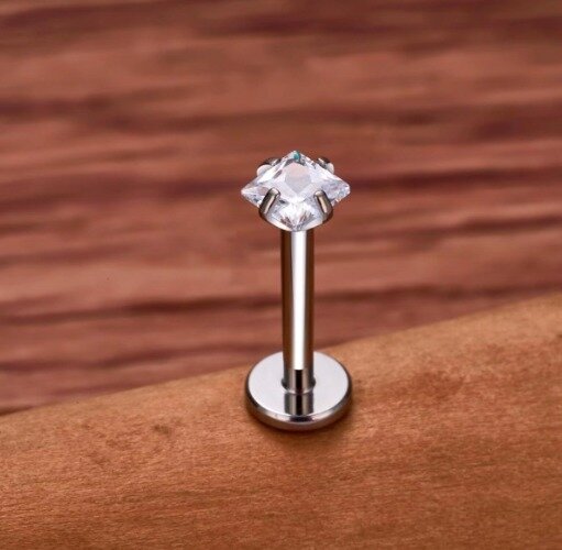 Tytanowy Kolczyk Labret PIERCING z Kwadratową cyrkonią HELIX Lobe 1,2/6-10/3 MM (3)