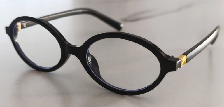 Eleganckie okulary zerówki – czarno-złote, styl retro vintage, unisex (5)