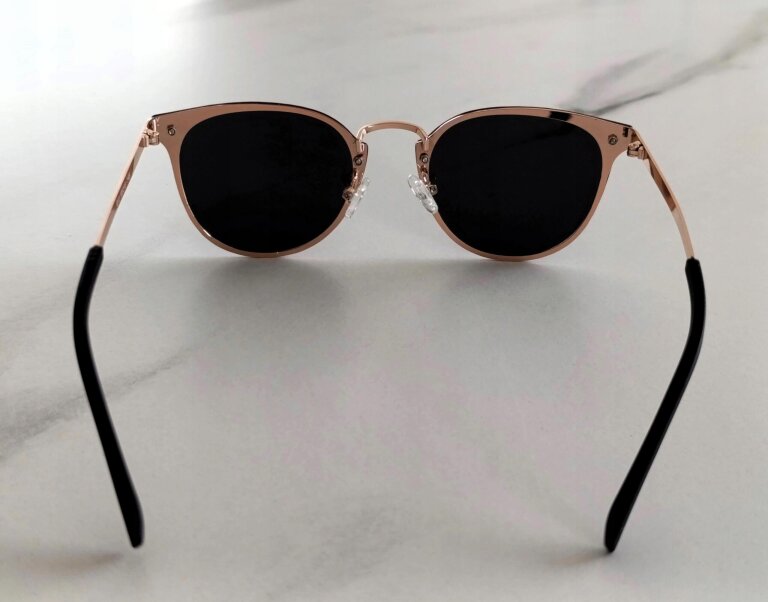 Eleganckie Okulary Przeciwsłoneczne Czarne Złote Unisex UV400 (10)