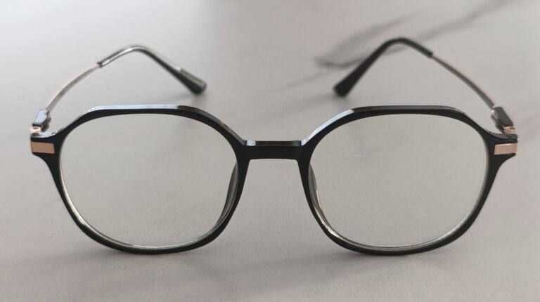 Stylowe okulary zerówki damskie czarno-złote elegancki design, lekka oprawa (5)