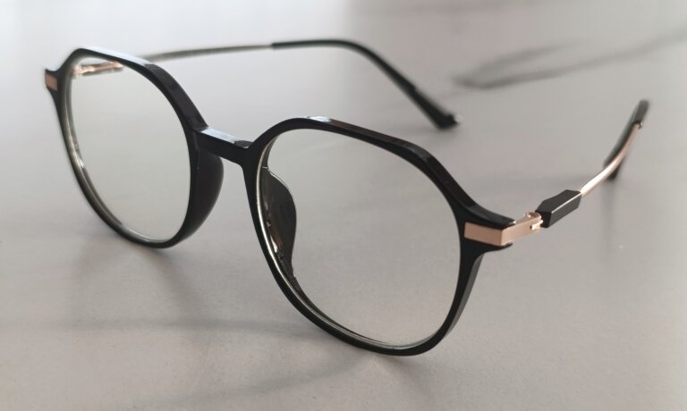 Stylowe okulary zerówki damskie czarno-złote elegancki design, lekka oprawa (6)