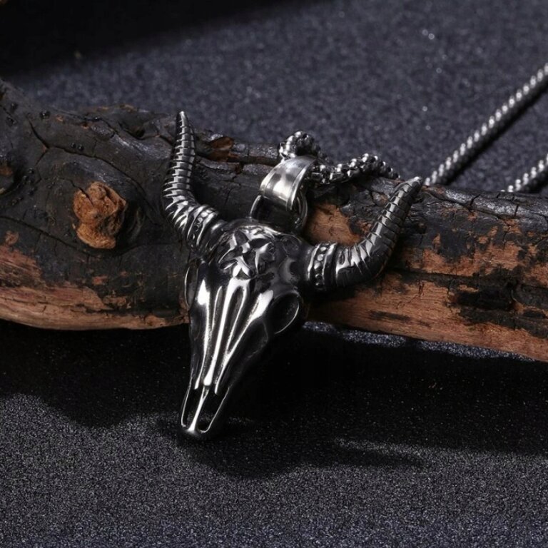 Viking Naszyjnik Pentagram Czaszka Kozy Nordic (3)