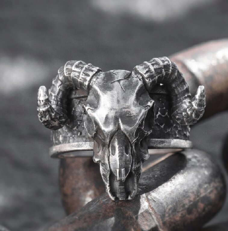 Sygnet Pierścień Głowa Kozy Demon Punk Gothic (2)