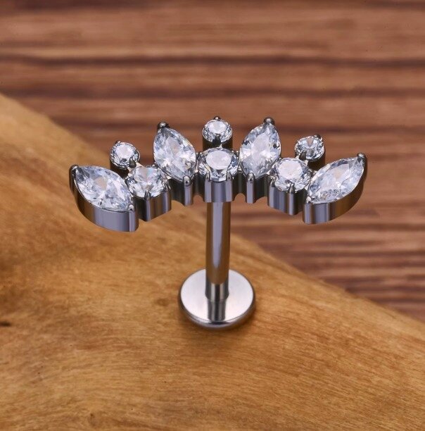 Tytanowy Kolczyk Labret PIERCING Cyrkonie ELEGANCKI HELIX Lobe (5)