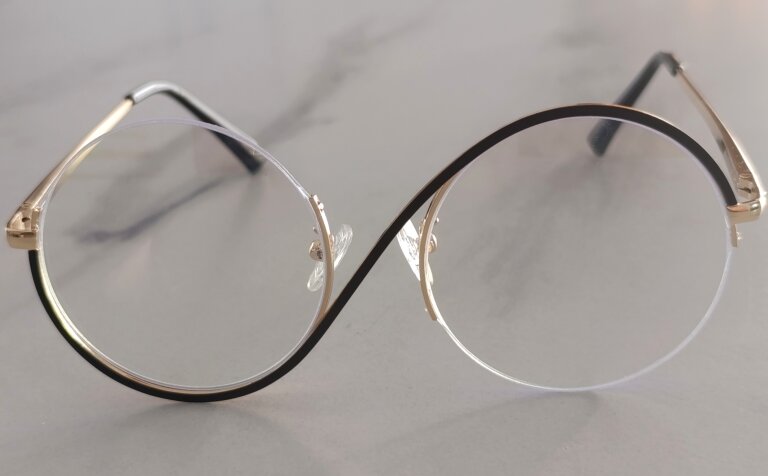Czarno-złote okulary zerówki damskie „infinity” – lekkie, unikatowe oprawki (3)